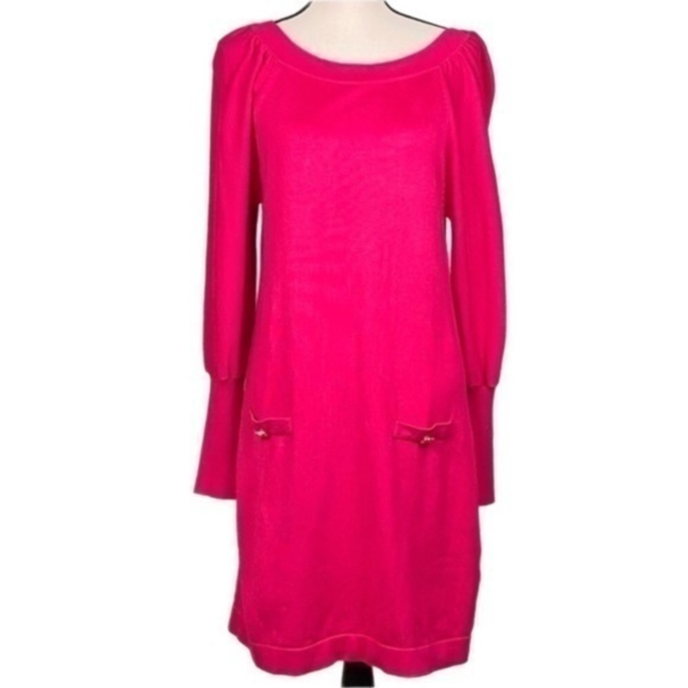 VINCE CAMUTO bright pink sweater dress with decorative pockets, size medium. EUC